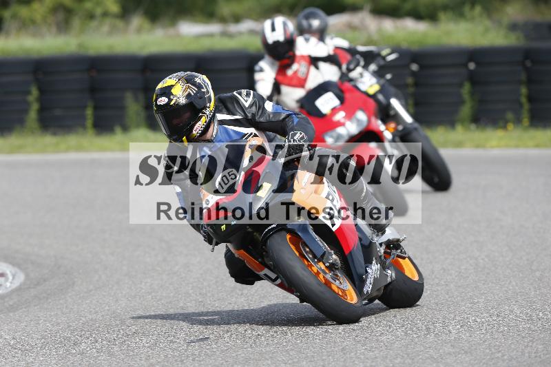 /53 16.09.2025 Track Day Domi Aegerter ADR/Gruppe gelb/105